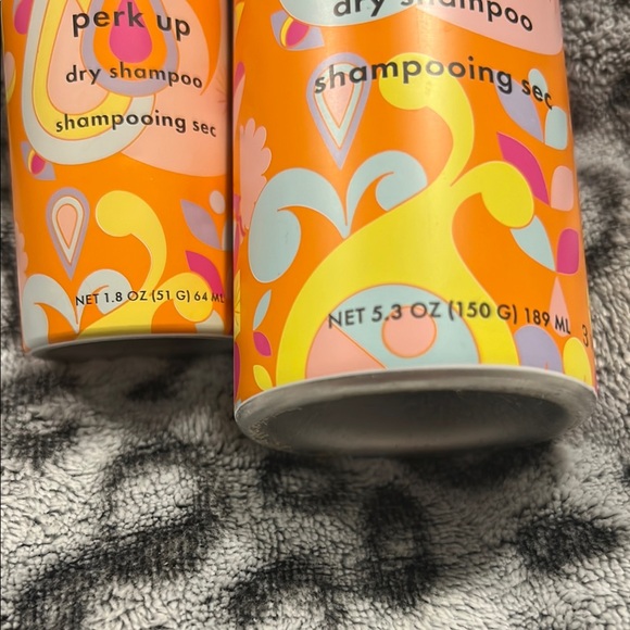 Amika Perk Up Dry Shampoo Set 5.3oz and 1.8oz - Picture 3 of 4